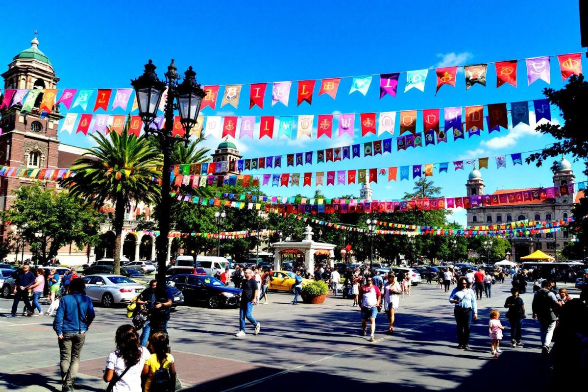 Festival des Places : trois places en fête pour un événement culturel exceptionnel