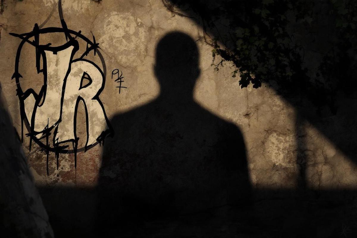 JR dévoile son installation monumentale sur le Panthéon à Paris